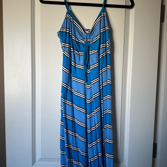 2 long maxi dresses both O’Neill brand, size Medium - Picture 2 of 2